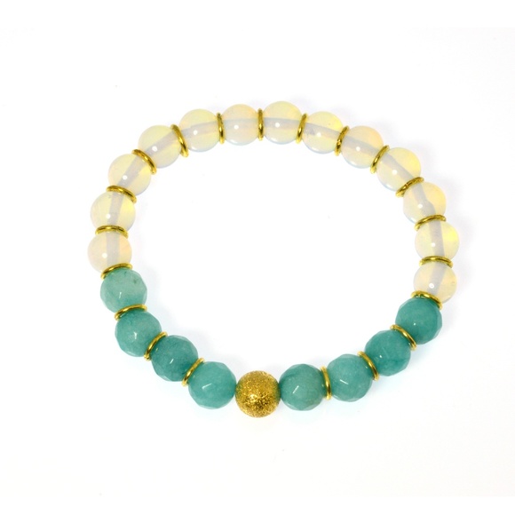 Gemstone beaded stacking bracelet, boho bracelet - Picture 1 of 2